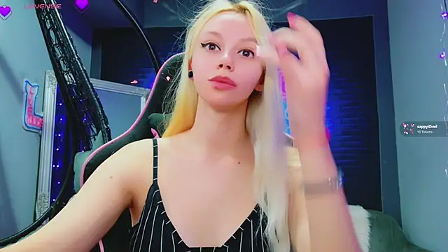 AlessiaCroft online show from March 7, 2026, 5:03 am