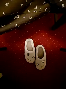 AlessiaCroft online show from November 27, 2025, 5:08 am