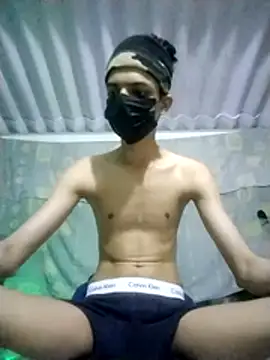 Snapshot of HannanKhan25 chatting on March 3, 2026, 7:10 pm HannanKhan25 online show from March 3, 2026, 7:10 pm