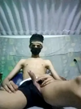 Snapshot of HannanKhan25 chatting on February 26, 2026, 7:36 pm HannanKhan25 online show from February 26, 2026, 7:36 pm