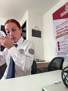 Snapshot of MELODY__06 chatting on December 18, 2025, 1:26 pm MELODY 06 online show from December 18, 2025, 1:26 pm