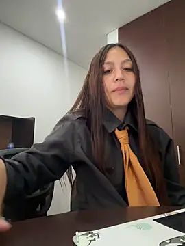 Snapshot of MELODY__06 chatting on October 27, 2025, 12:17 pm MELODY 06 online show from October 27, 2025, 12:17 pm