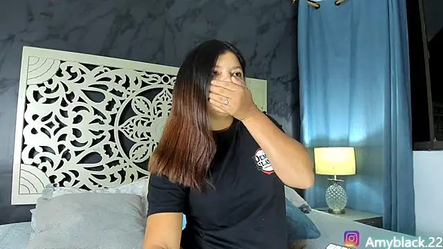 Snapshot of Amyblack__ chatting on September 22, 2025, 1:22 am Amyblack online show from September 22, 2025, 1:22 am