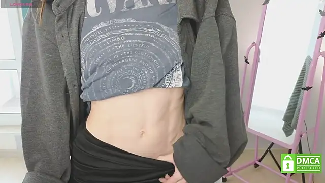 sweetuniporn online show from April 14, 2026, 8:52 am