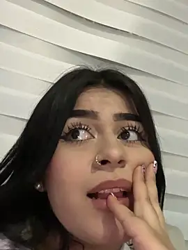 Kariina  69 online show from November 18, 2025, 3:10 am