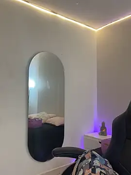 Kariina  69 online show from October 16, 2025, 3:26 am