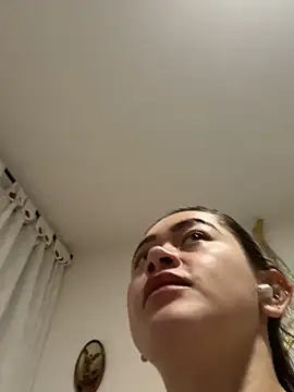 sophiaarenas online show from February 24, 2026, 12:11 am