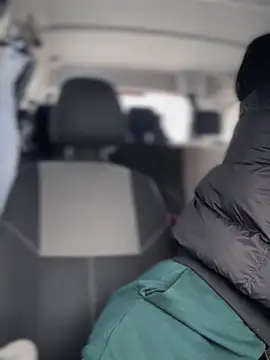 MeekyRich online show from November 13, 2025, 3:10 am