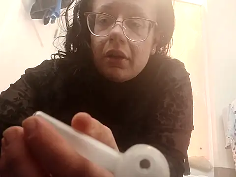 kinkikatie69 online show from November 20, 2025, 12:39 pm