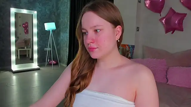 Candy Cansew online show from May 30, 2026, 1:23 am