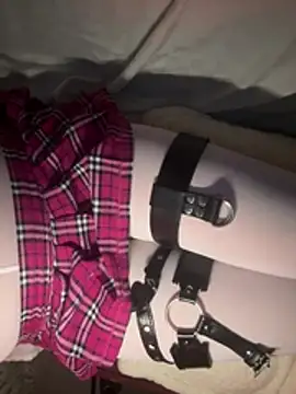 69kinkypickle69 online show from August 8, 2026, 2:51 am