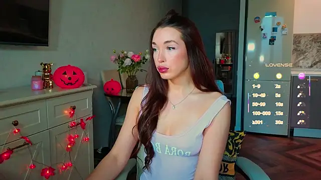 yourr Evaa online show from November 2, 2025, 2:27 am