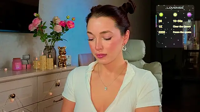 yourr Evaa online show from November 23, 2025, 2:10 am