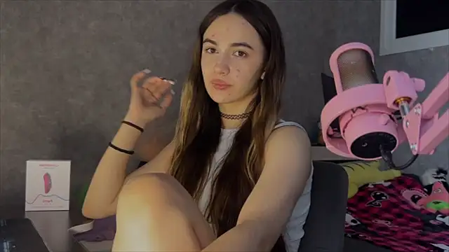 CupSizeGirl online show from February 20, 2026, 5:26 am