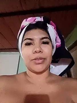 kalifa3210 online show from December 3, 2025, 2:12 am