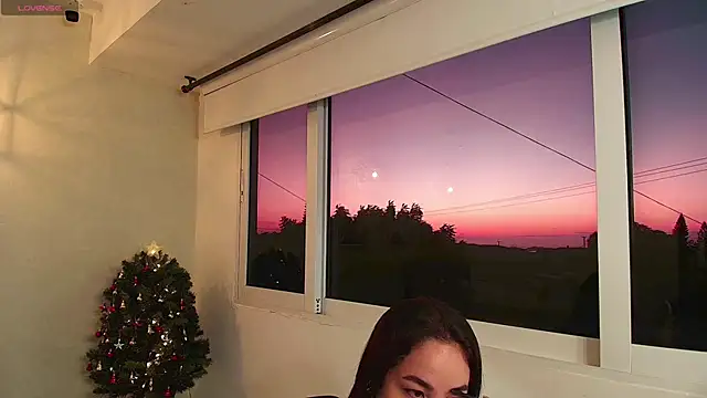  Victoria Collins online show from November 27, 2025, 10:48 am