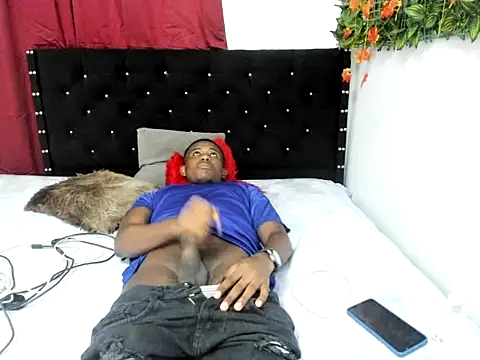 Snapshot of Luis123- chatting on November 22, 2025, 11:36 pm Luis123- online show from November 22, 2025, 11:36 pm