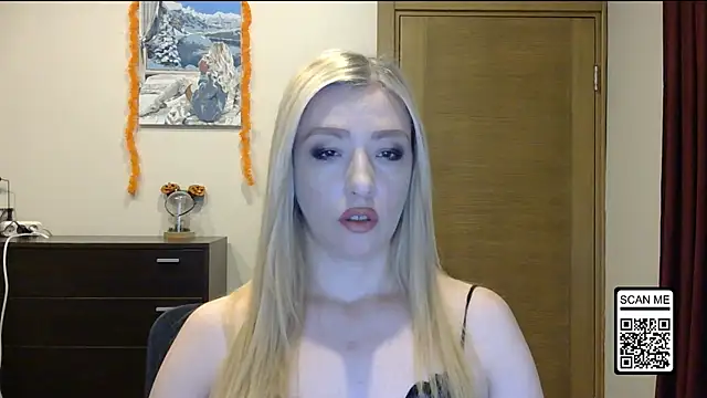 Snapshot of Wild_Silk_Desire chatting on November 3, 2025, 3:04 pm Wild Silk Desire online show from November 3, 2025, 3:04 pm