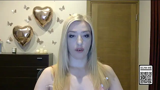 Snapshot of Wild_Silk_Desire chatting on May 23, 2026, 5:56 pm Wild Silk Desire online show from May 23, 2026, 5:56 pm