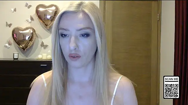 Snapshot of Wild_Silk_Desire chatting on May 29, 2026, 2:23 pm Wild Silk Desire online show from May 29, 2026, 2:23 pm