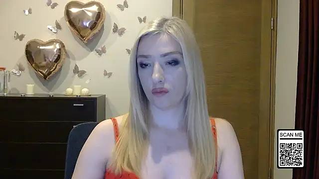 Snapshot of Wild_Silk_Desire chatting on April 29, 2026, 5:30 pm Wild Silk Desire online show from April 29, 2026, 5:30 pm