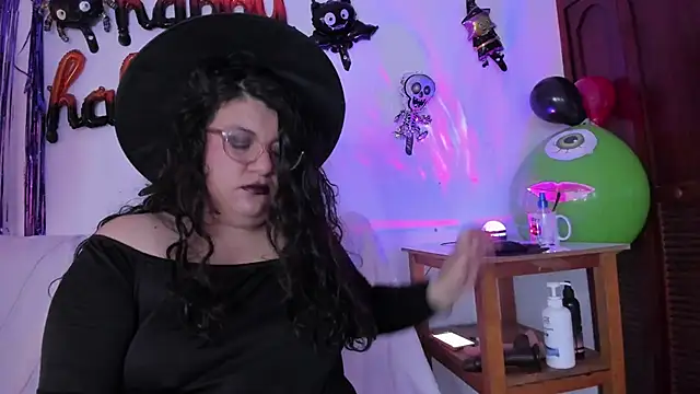 mystery psique online show from October 31, 2025, 2:02 pm