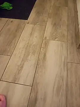 hotCOUPLEPETRA online show from December 1, 2025, 2:56 am