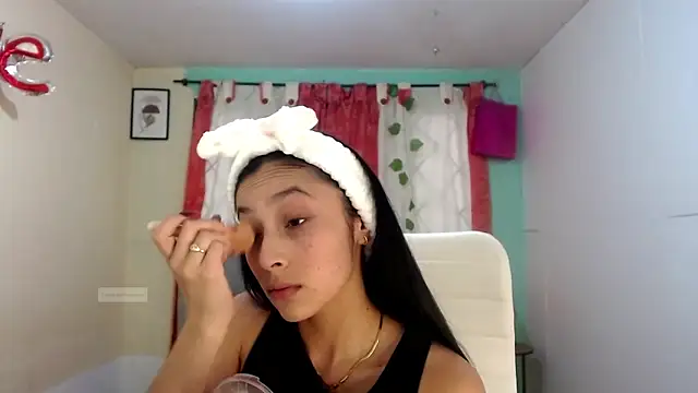 vale miel online show from November 26, 2025, 9:59 pm