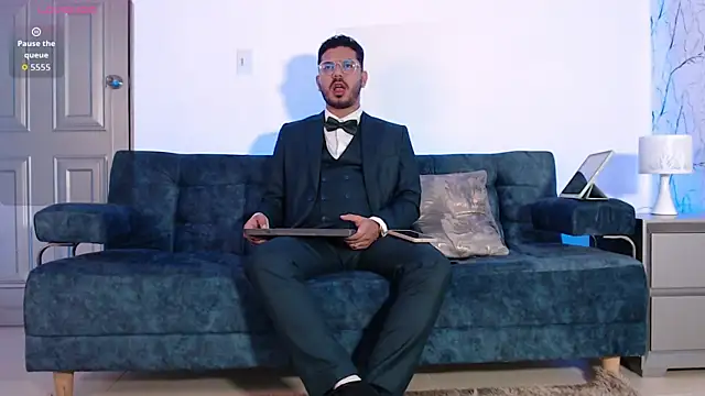 samuelcoopeer online show from October 4, 2025, 1:34 pm