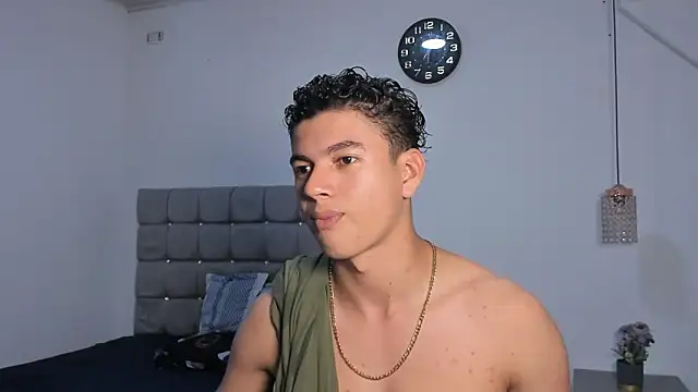 Santy Stump online show from February 7, 2026, 11:02 pm