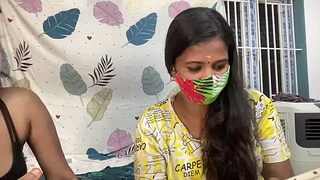 Snapshot of Tamil_india_couples_ chatting on July 18, 2026, 5:43 pm Tamil india couples online show from July 18, 2026, 5:43 pm