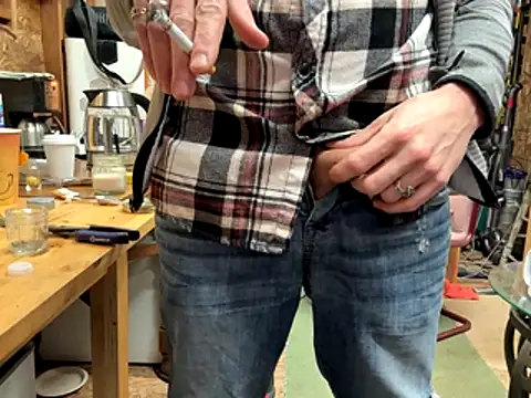 Tentoes4bros online show from December 18, 2025, 5:17 pm