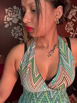 Snapshot of Scarlett_1819 chatting on January 31, 2026, 8:18 pm Scarlett 1819 online show from January 31, 2026, 8:18 pm