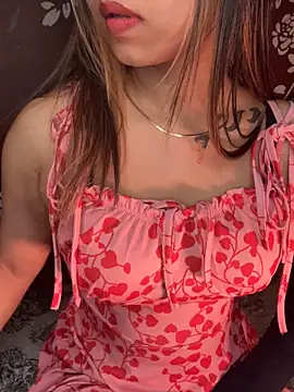 Snapshot of Scarlett_1819 chatting on February 12, 2026, 5:13 pm Scarlett 1819 online show from February 12, 2026, 5:13 pm