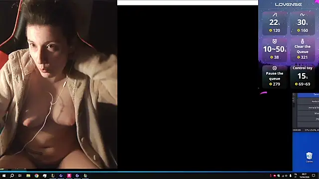 h4cMorganaEvelynn online show from April 18, 2026, 10:32 pm