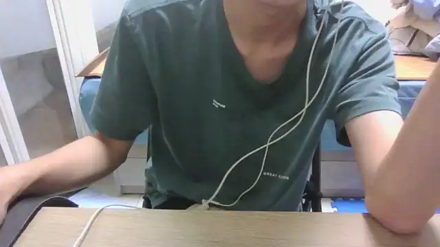 yzy 22 fun online show from June 10, 2026, 2:51 pm