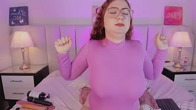 lizy portman online show from November 8, 2025, 9:07 pm