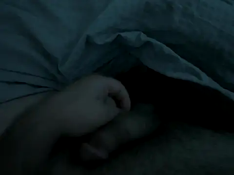 Snapshot of Me97 chatting on September 28, 2025, 1:23 am Me97 online show from September 28, 2025, 1:23 am