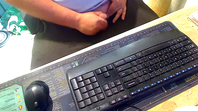 Snapshot of latexsub75 chatting on March 25, 2026, 4:34 am latexsub75 online show from March 25, 2026, 4:34 am