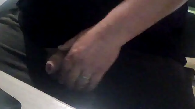 latexsub75 online show from January 14, 2026, 11:19 pm