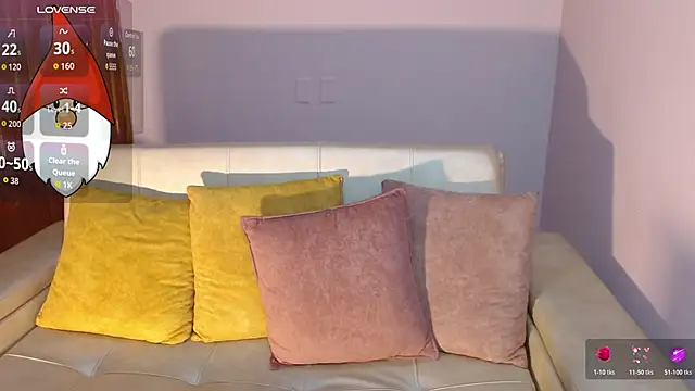 alesiamoore online show from December 3, 2025, 3:44 pm