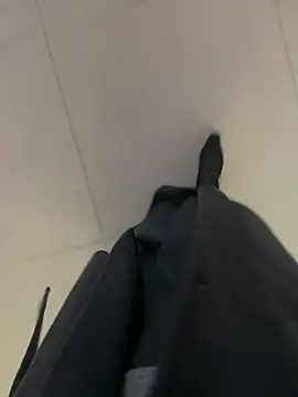 xiaoyuan01 online show from November 9, 2025, 1:31 am