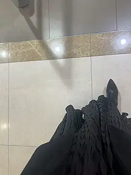 xiaoyuan01 online show from January 9, 2026, 2:29 am