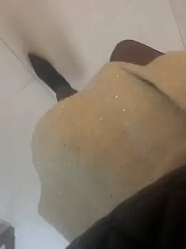 xiaoyuan01 online show from December 19, 2025, 2:59 am