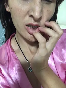 Snapshot of NikaSwan2831 chatting on September 13, 2025, 7:47 pm NikaSwan2831 online show from September 13, 2025, 7:47 pm