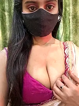 Snapshot of Aanya_hotty chatting on January 18, 2026, 4:43 pm Aanya hotty online show from January 18, 2026, 4:43 pm