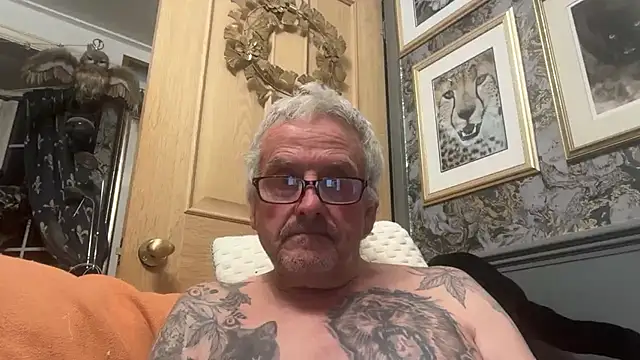 poggles online show from November 22, 2025, 9:46 pm