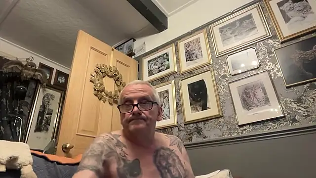 poggles online show from March 31, 2026, 7:16 pm