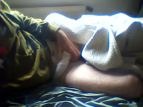 Snapshot of rimbaud77 chatting on January 17, 2026, 10:30 am rimbaud77 online show from January 17, 2026, 10:30 am