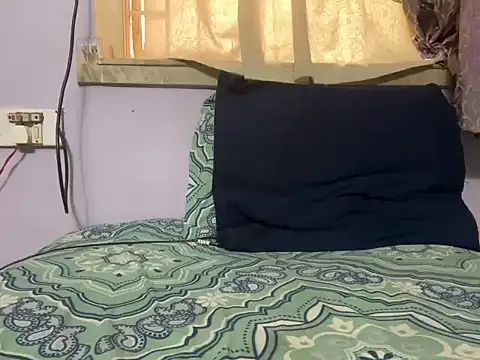 Snapshot of Matt6102 chatting on October 3, 2025, 10:06 am Matt6102 online show from October 3, 2025, 10:06 am